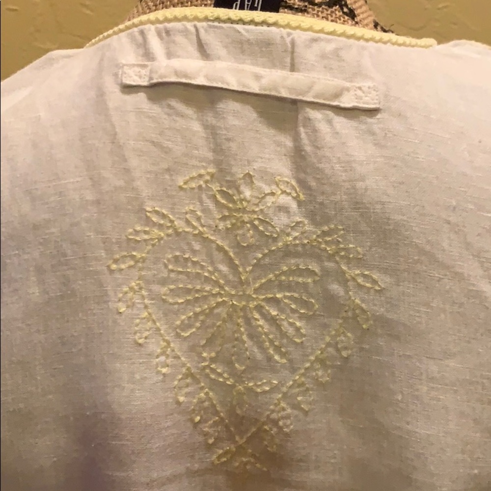Shirt - Picture 5 of 6
